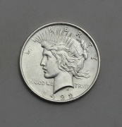 Stříbrný Peace Dollar 1922 - SUPER!