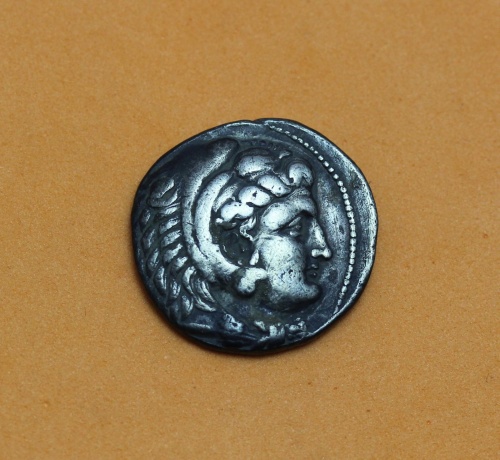 stribrna-tetradrachma-seleukos-i-1