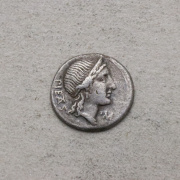 Stříbrný Denár Marcus Herennius 108/107 př. n. l. - Řím