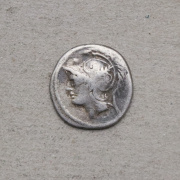 Stříbrný Denár - Quintus Minucius Thermus - 103 př. n. l. - Řím